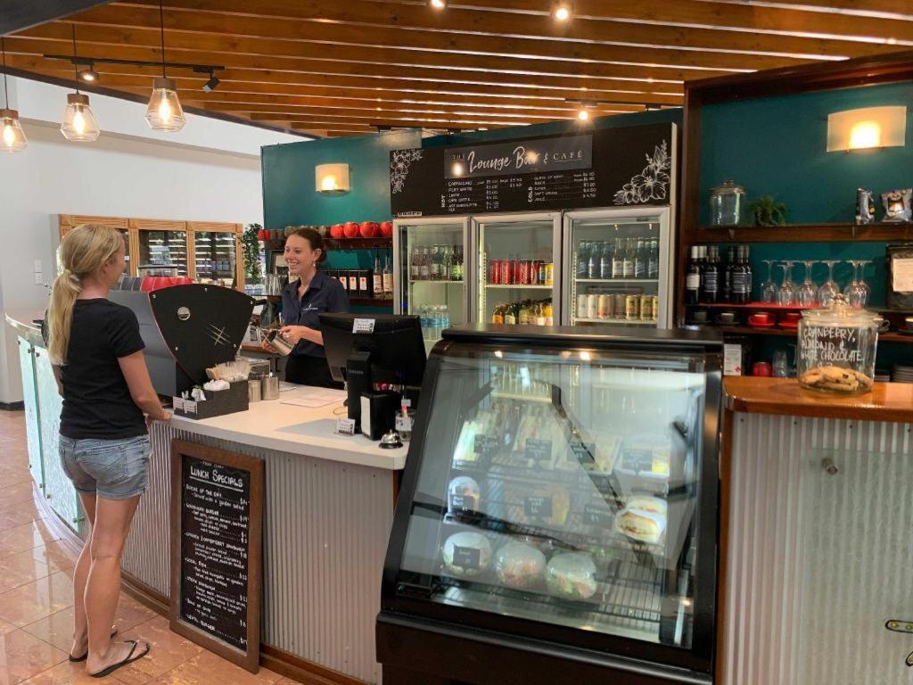 州长洛奇度假酒店 彭特派因 外观 照片